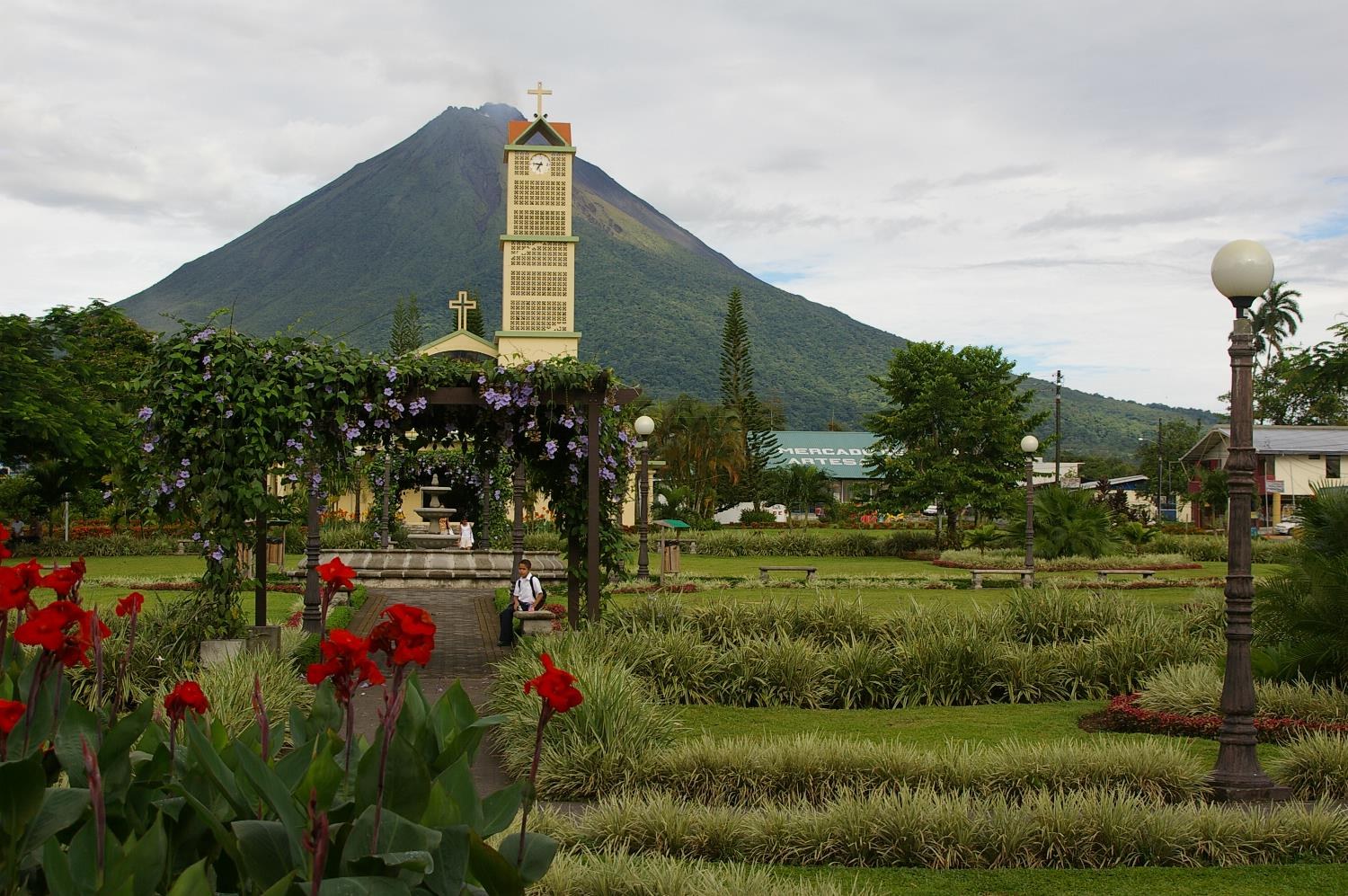 Arenal volcano — on the way to Arinnitti Ark